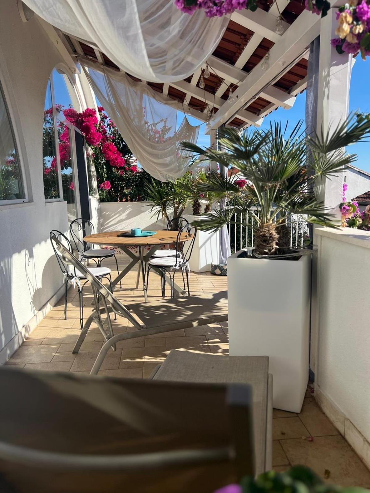 Trogir Ciovo Big Seaview Apartment Near The Sea Exterior photo